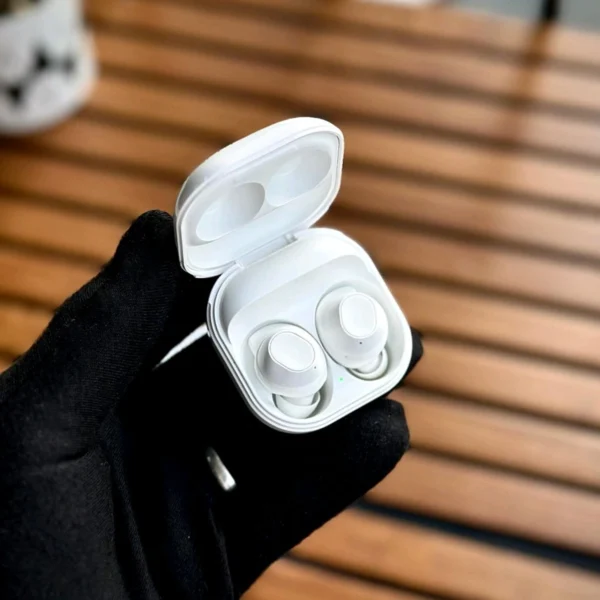 Samsang Buds Fe 2024 Wireless Charging Supporting Top Quality Collection, Bluetooth v5.0 Dual Connectivity - Image 4